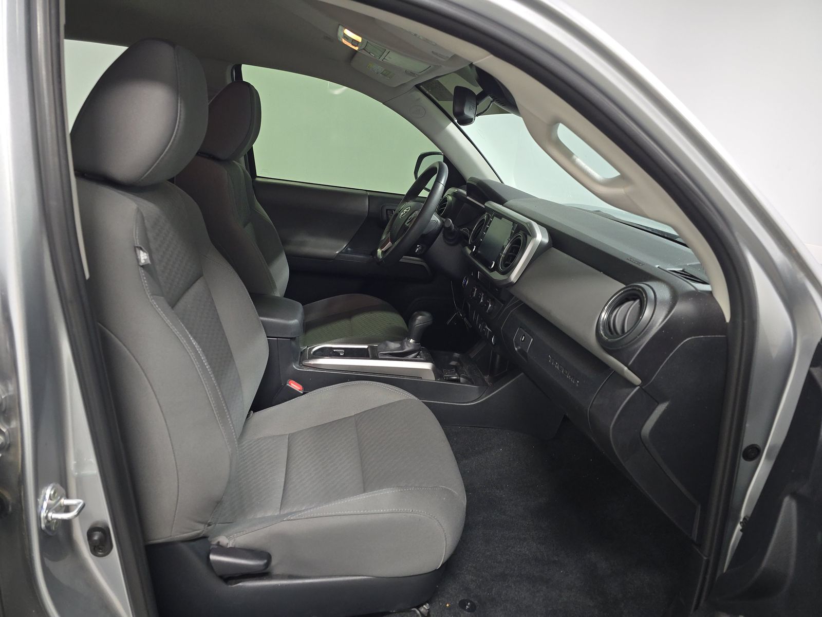 2023 Toyota Tacoma SR5 RWD