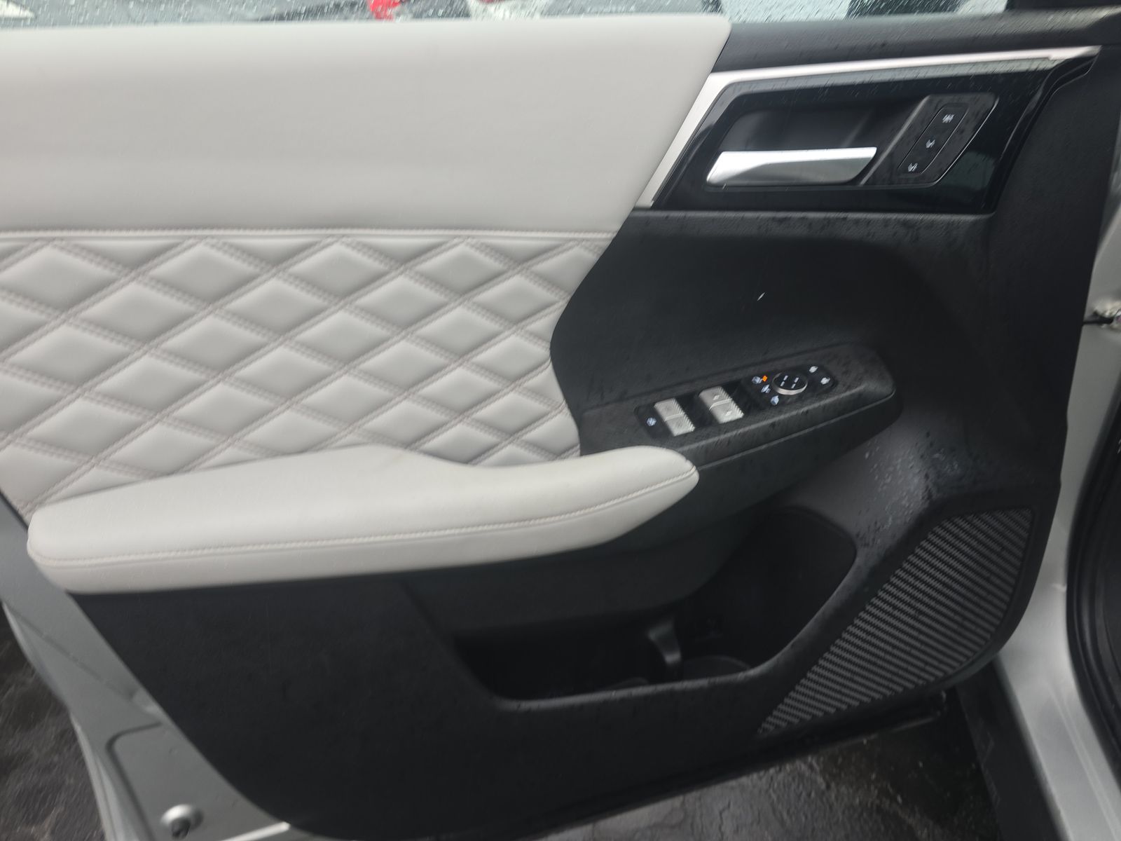 2023 Mitsubishi Outlander SE AWD