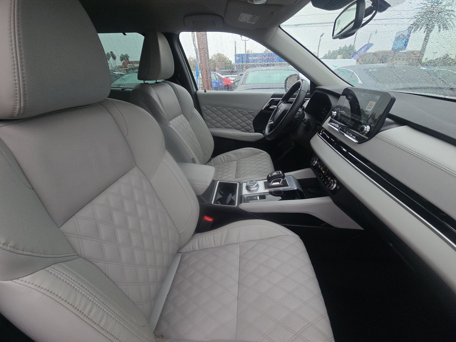 2023 Mitsubishi Outlander SE AWD