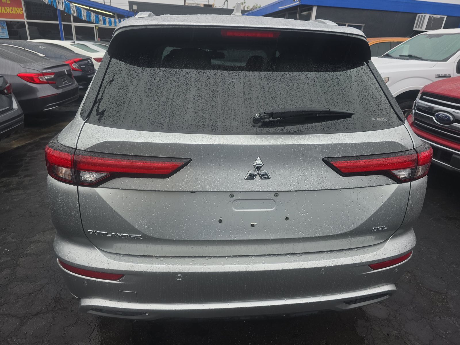 2023 Mitsubishi Outlander SE AWD