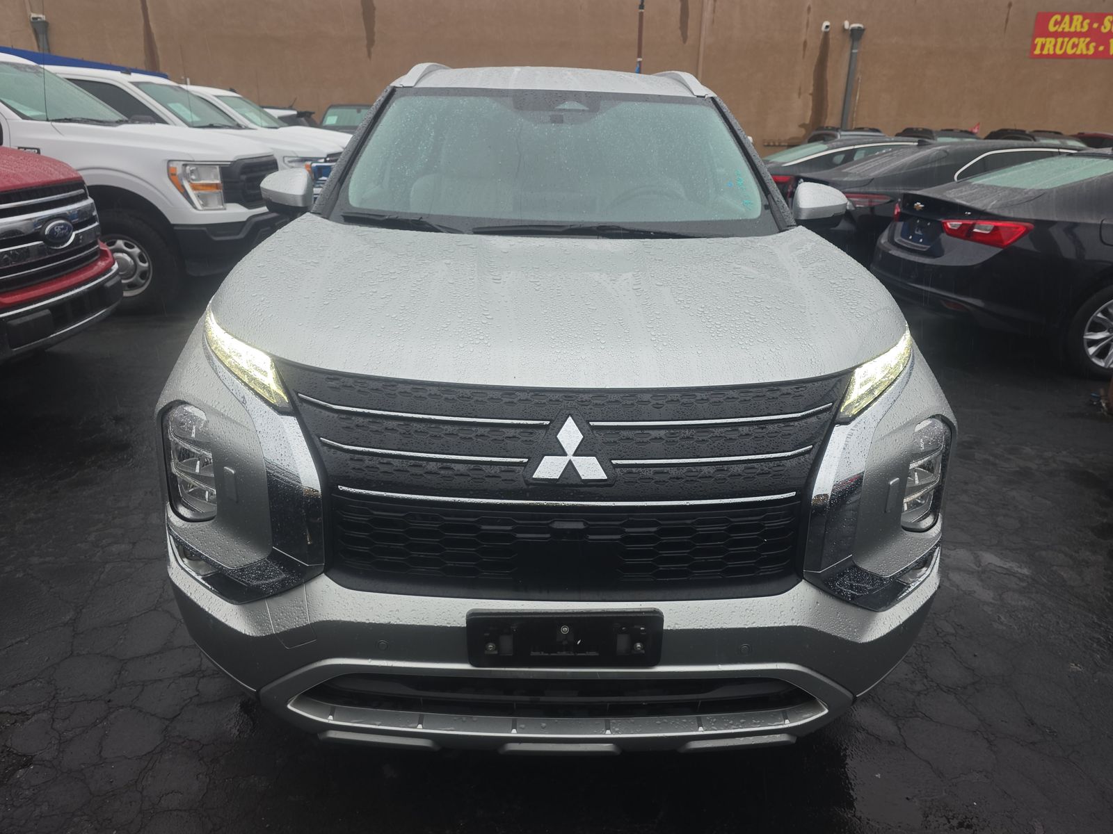 2023 Mitsubishi Outlander SE AWD