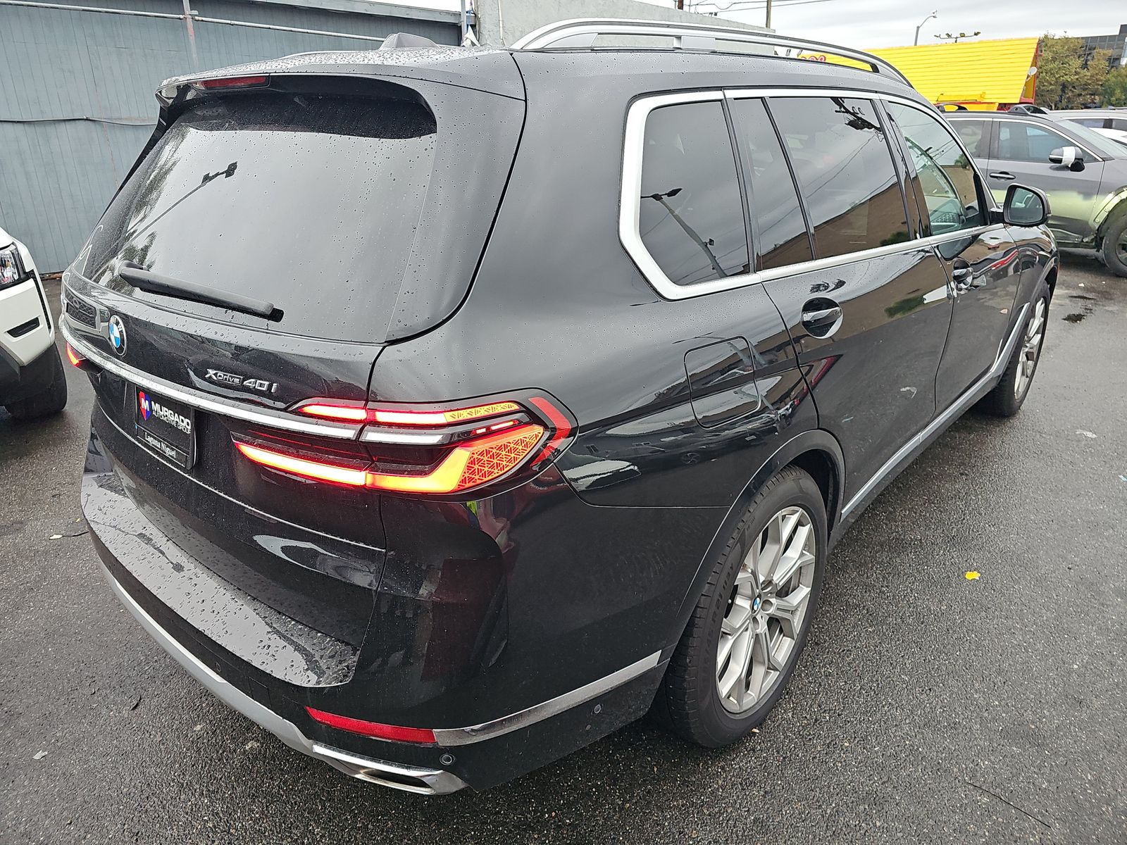 2023 BMW X7 xDrive40i AWD