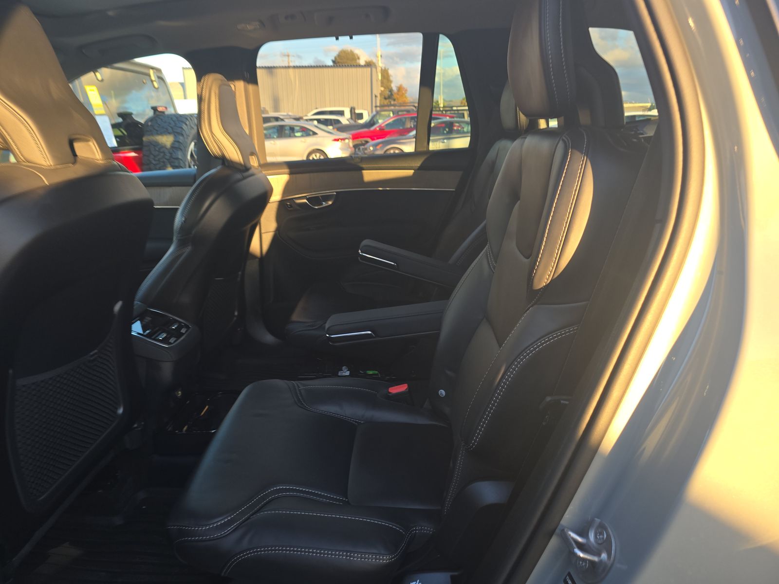 2025 Volvo XC90 B5 Ultra AWD