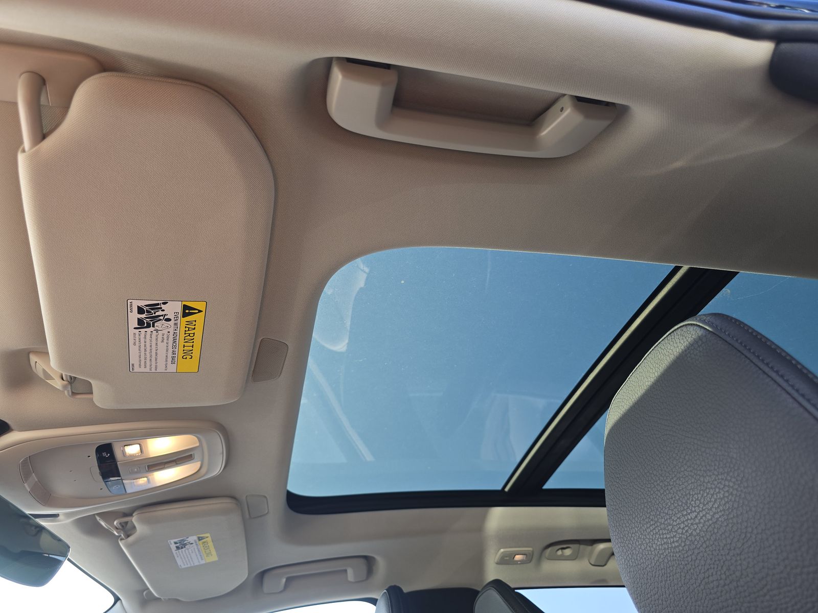 2025 Volvo XC90 B6 Plus AWD