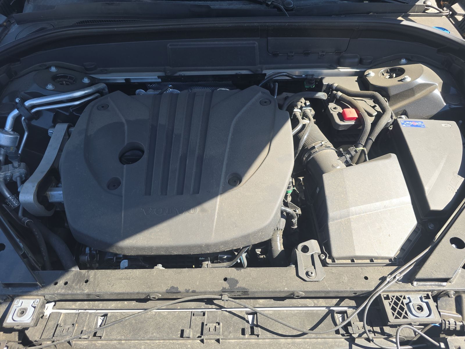 2025 Volvo XC60 B5 Plus AWD