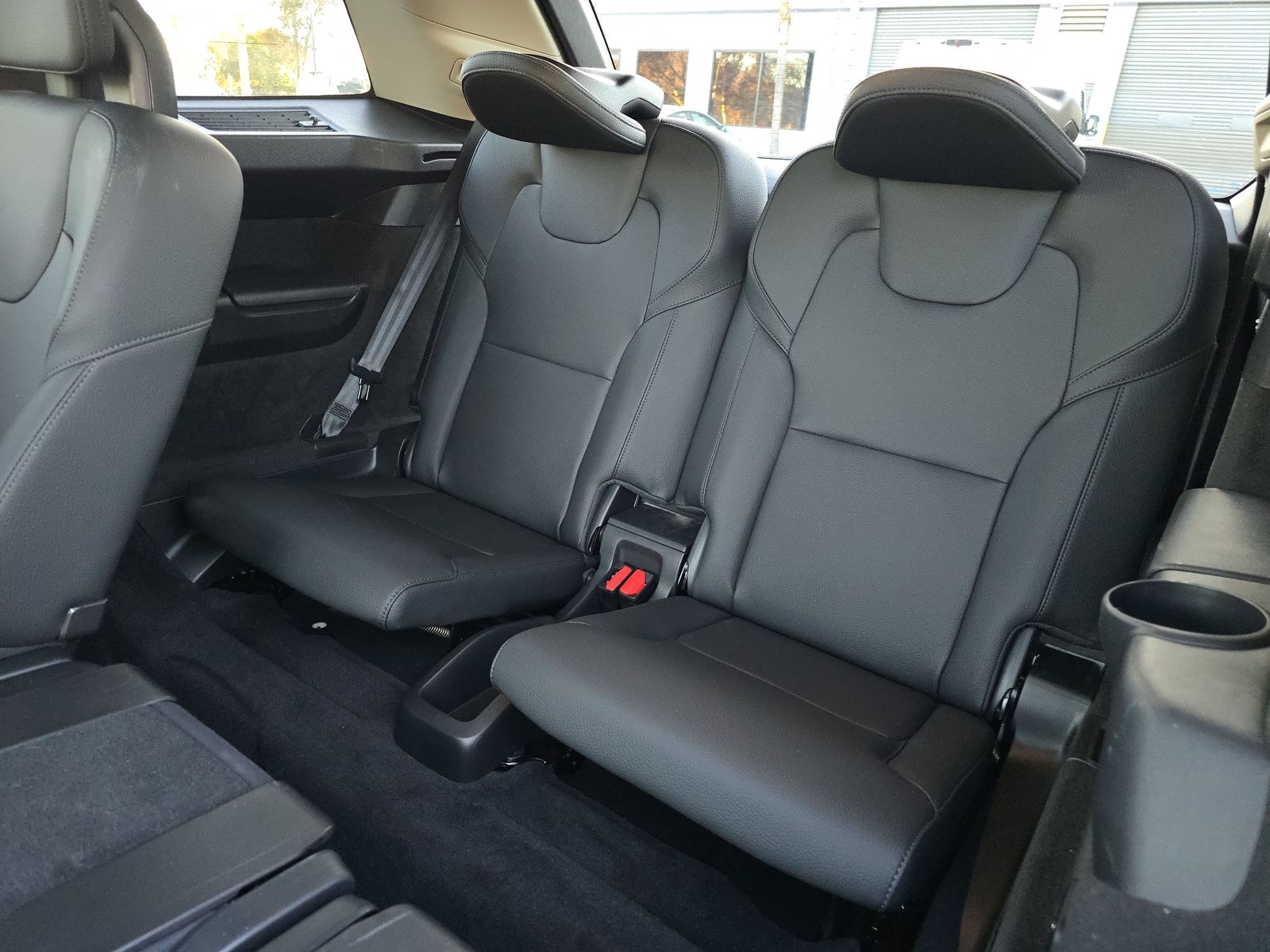 2025 Volvo XC90 B6 Plus AWD