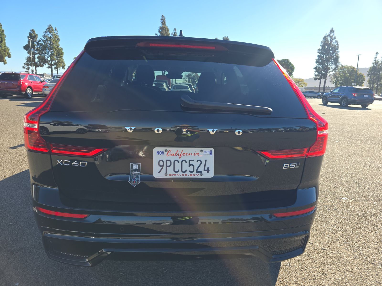 2025 Volvo XC60 B5 Plus AWD