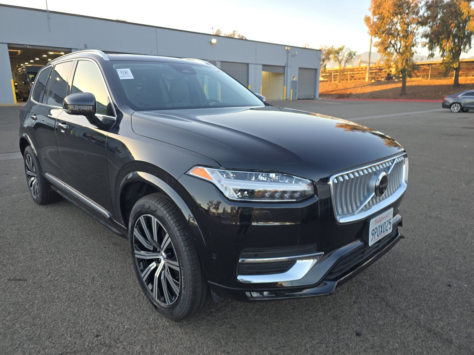 2025 Volvo XC90 B6 Plus AWD