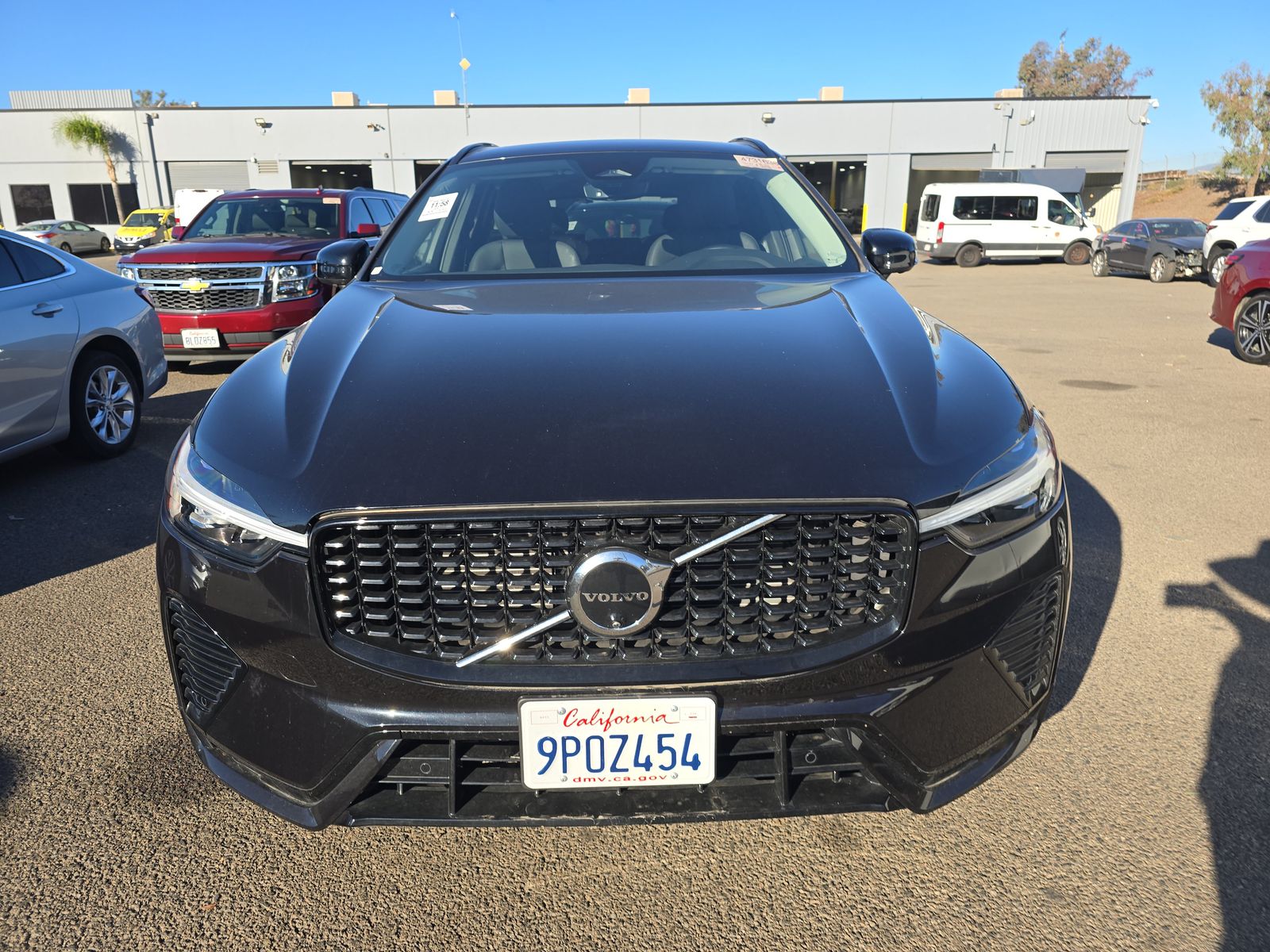 2025 Volvo XC60 B5 Plus AWD