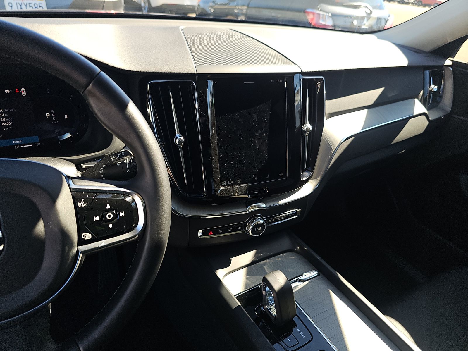 2025 Volvo XC60 B5 Plus AWD