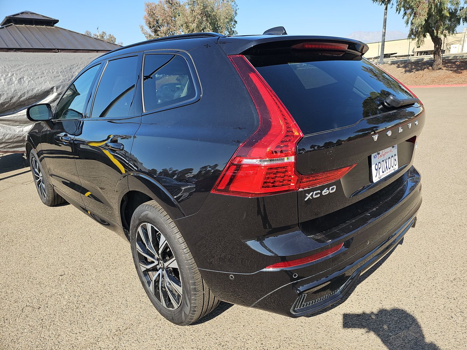 2025 Volvo XC60 B5 Plus AWD