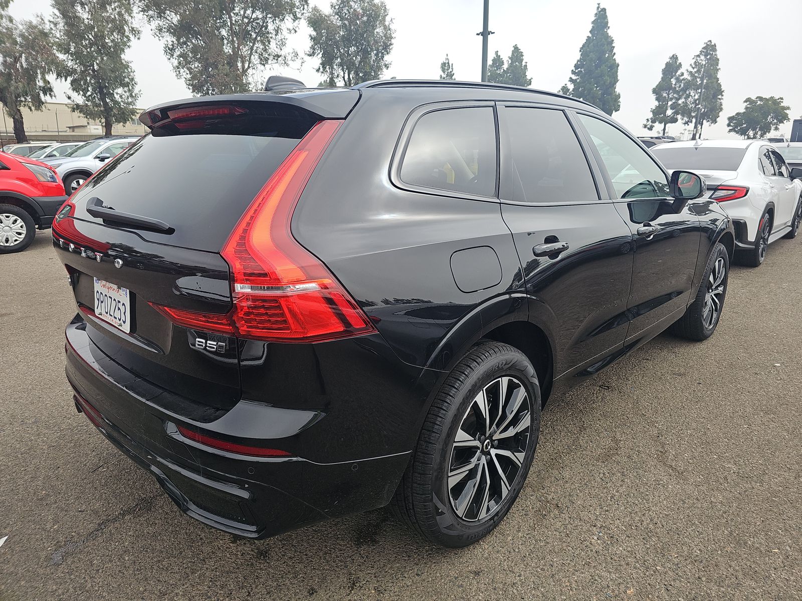 2025 Volvo XC60 B5 Plus AWD
