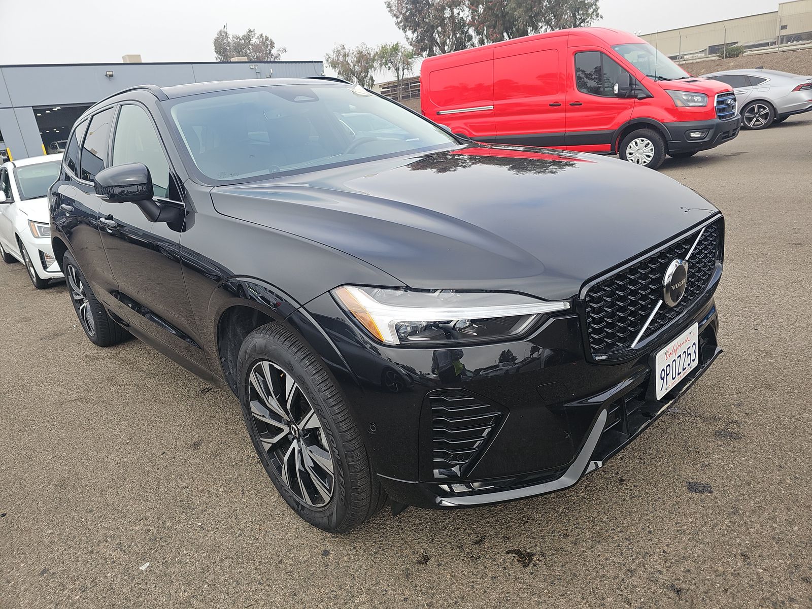 2025 Volvo XC60 B5 Plus AWD