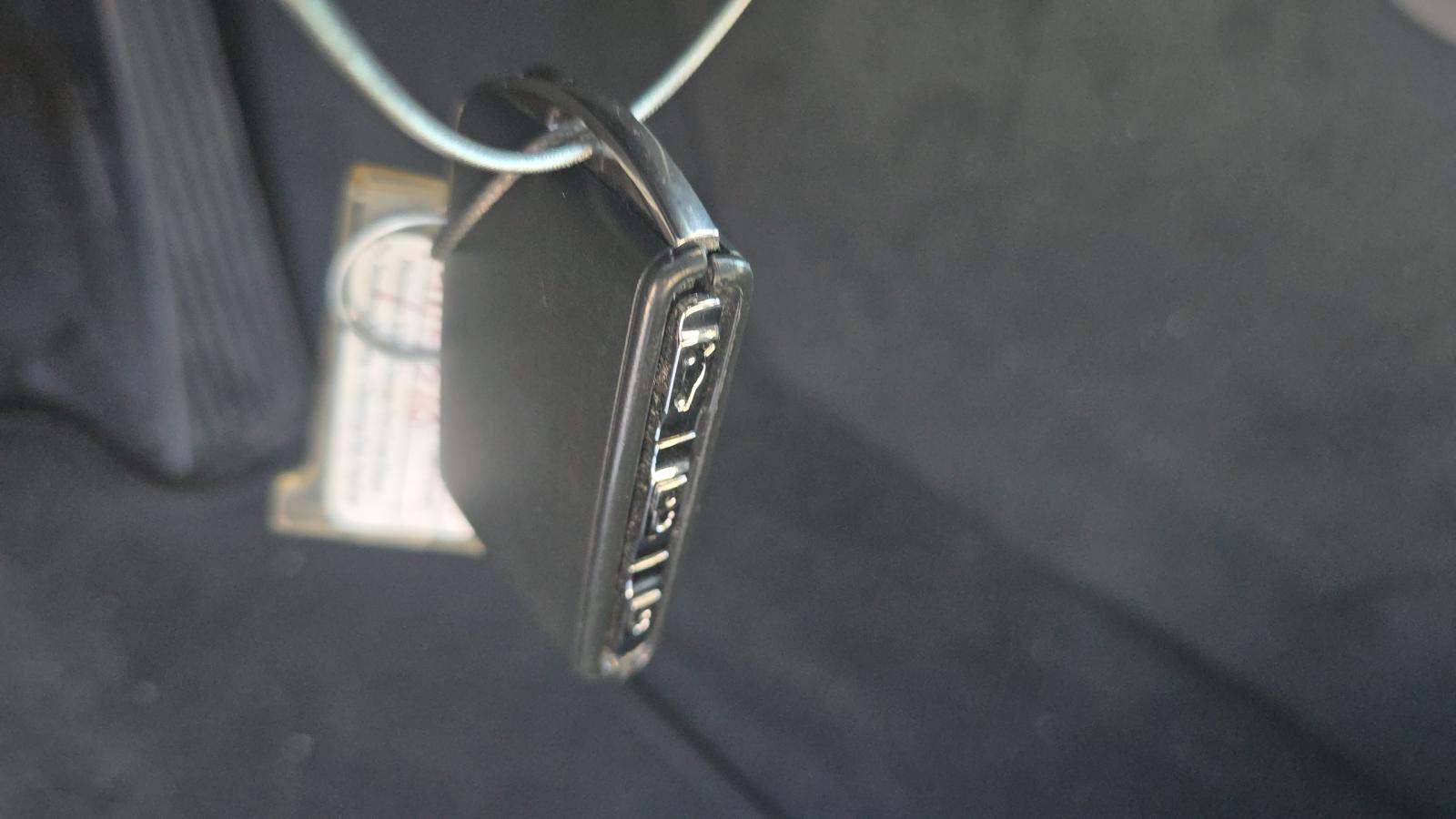 2025 Volvo XC60 B5 Plus AWD