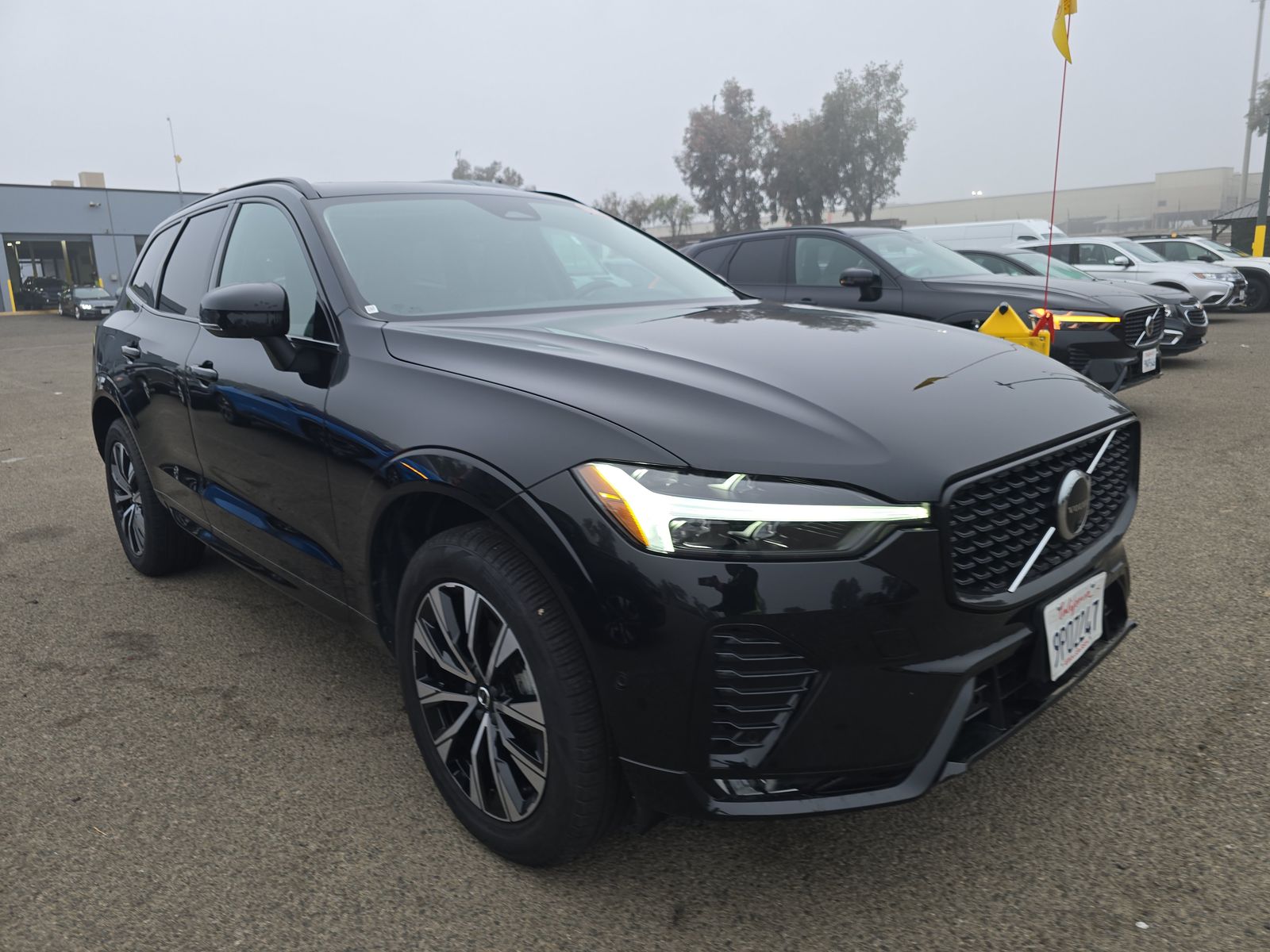 2025 Volvo XC60 B5 Plus AWD