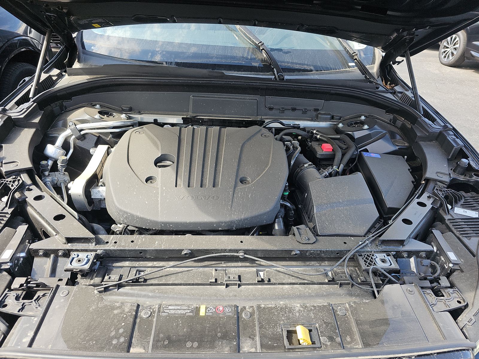 2025 Volvo XC60 B5 Plus AWD