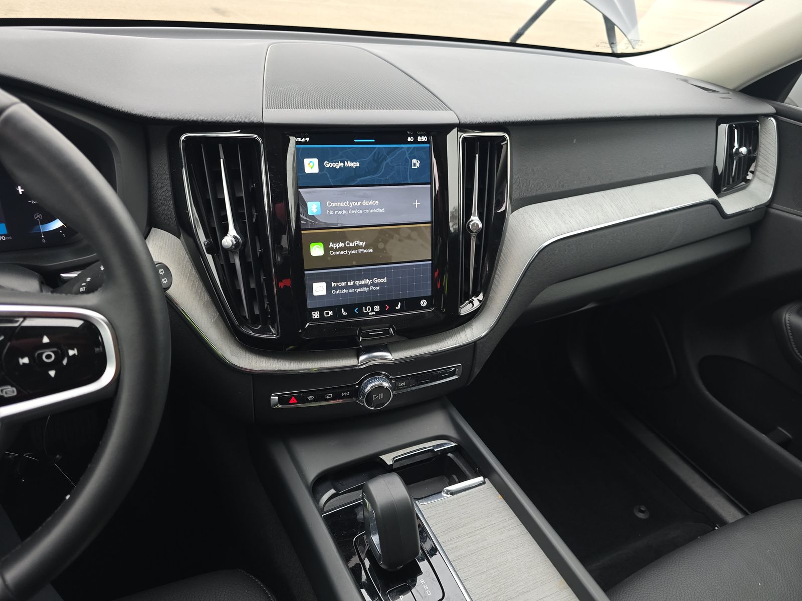 2025 Volvo XC60 B5 Plus AWD