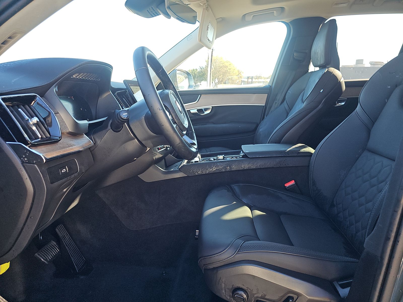 2025 Volvo XC90 B6 Plus AWD