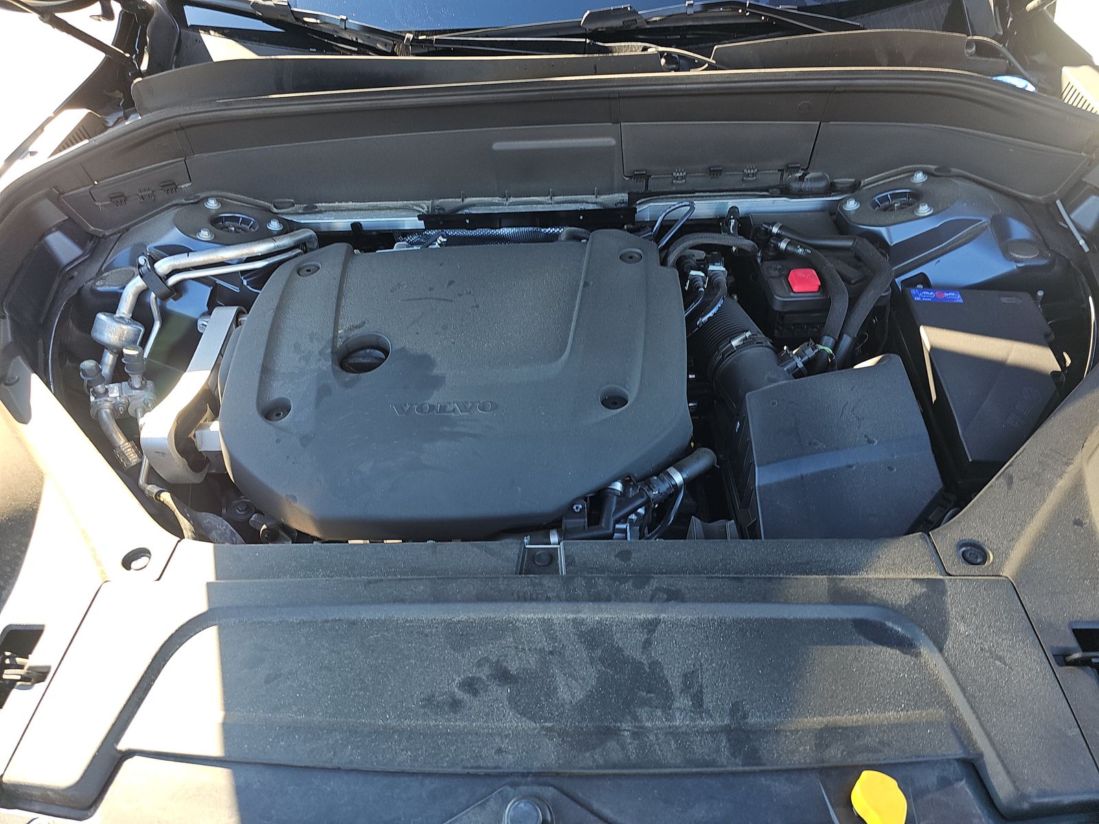 2025 Volvo XC90 B6 Plus AWD