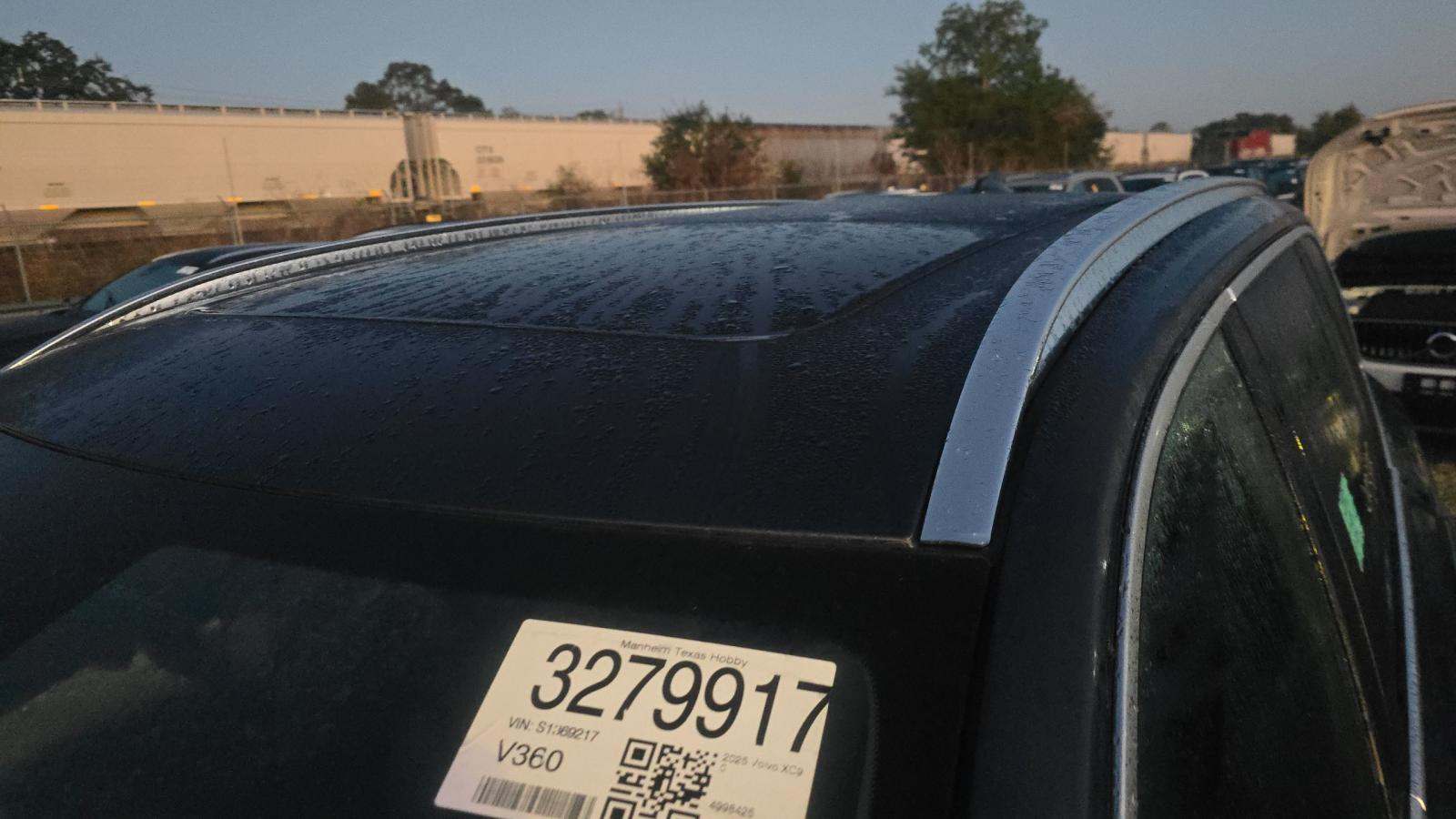 2025 Volvo XC90 B6 Plus AWD