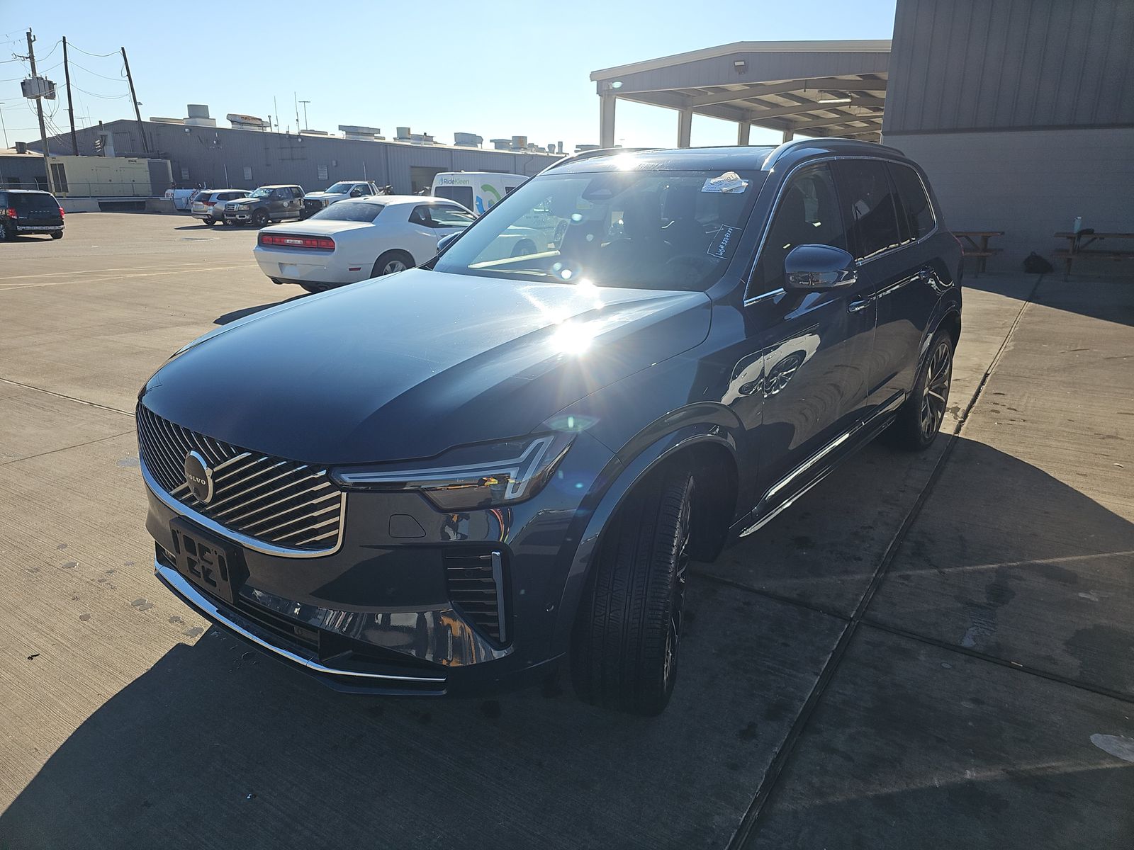 2025 Volvo XC90 B6 Plus AWD