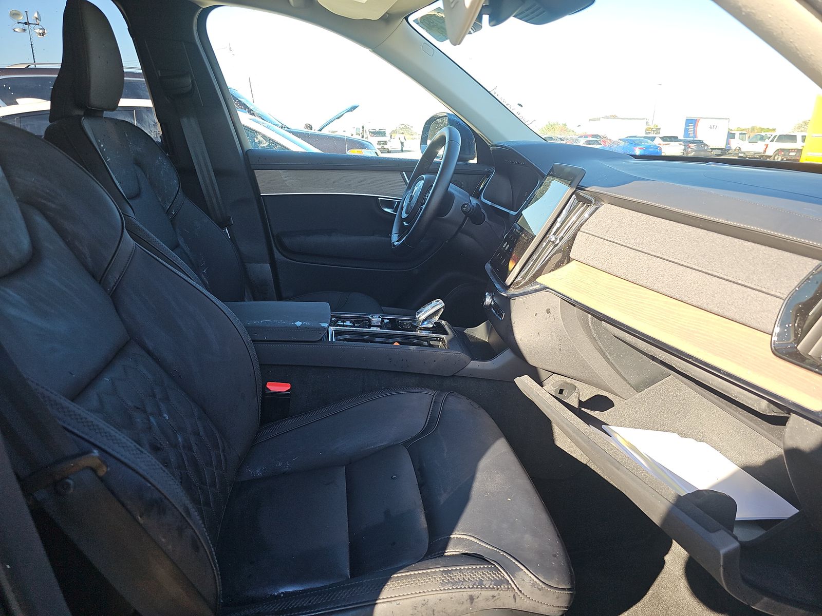 2025 Volvo XC90 B6 Plus AWD