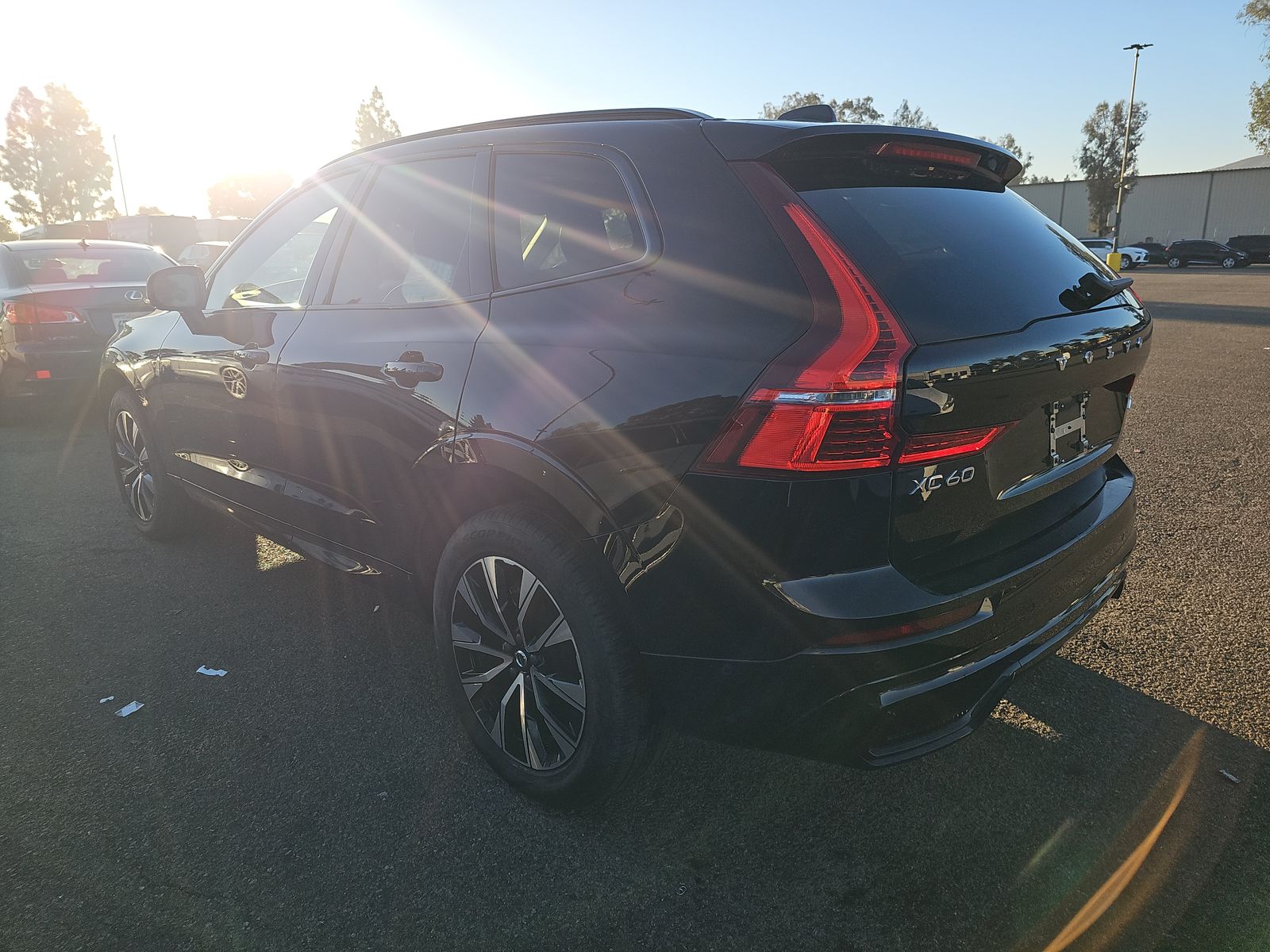 2025 Volvo XC60 B5 Plus AWD