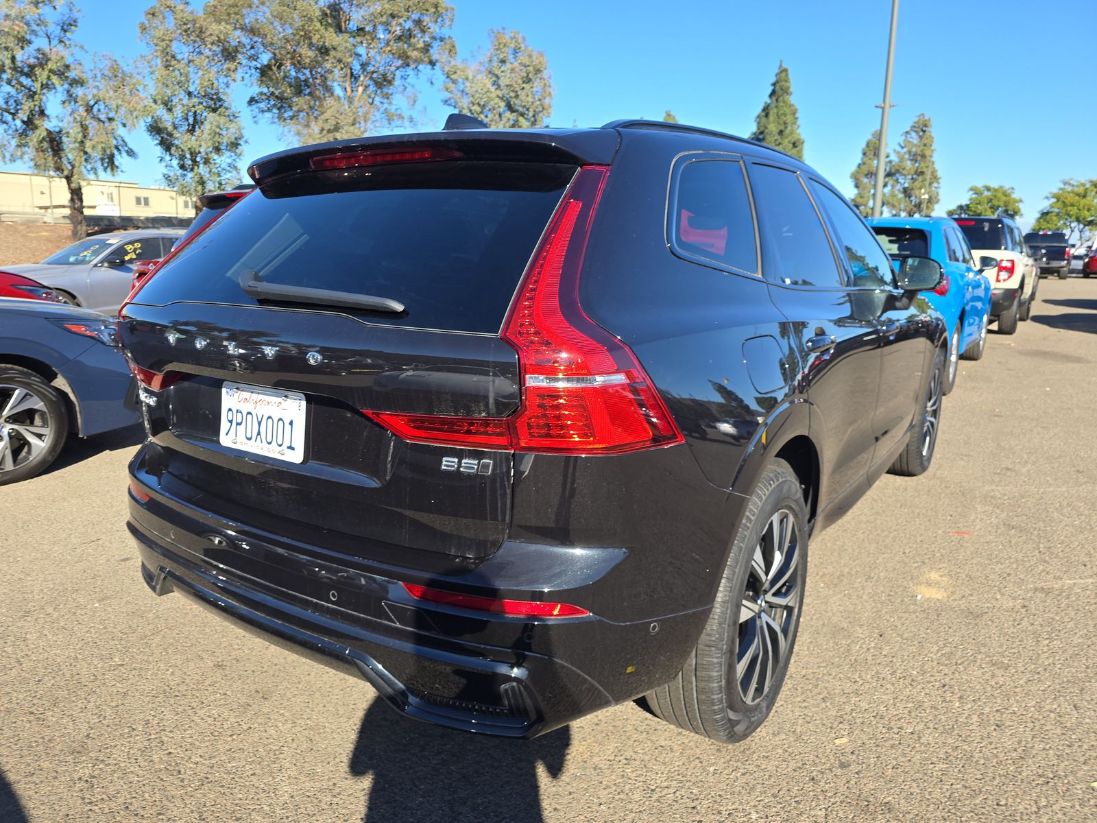 2025 Volvo XC60 B5 Plus AWD