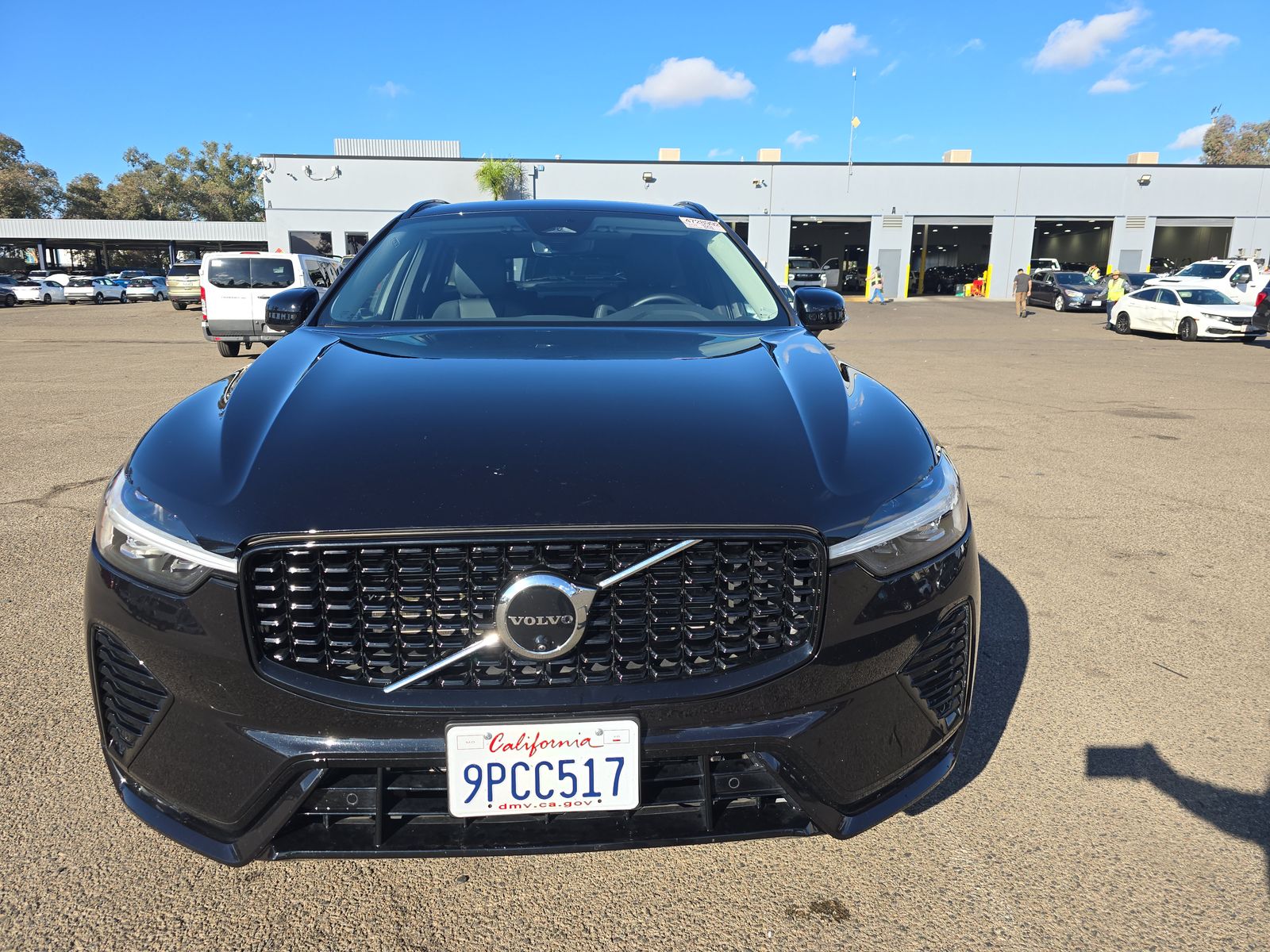 2025 Volvo XC60 B5 Plus AWD