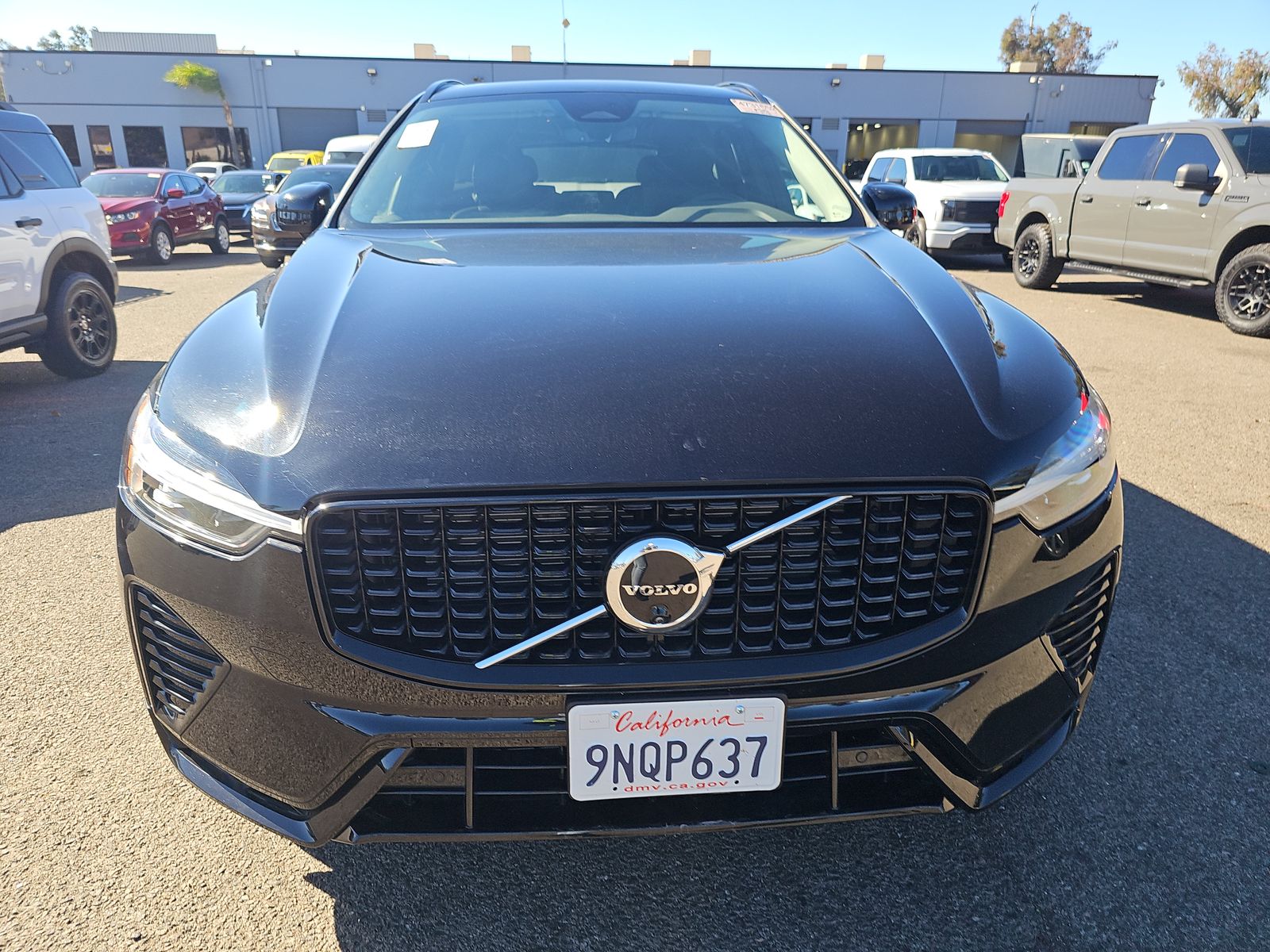 2025 Volvo XC60 B5 Plus AWD