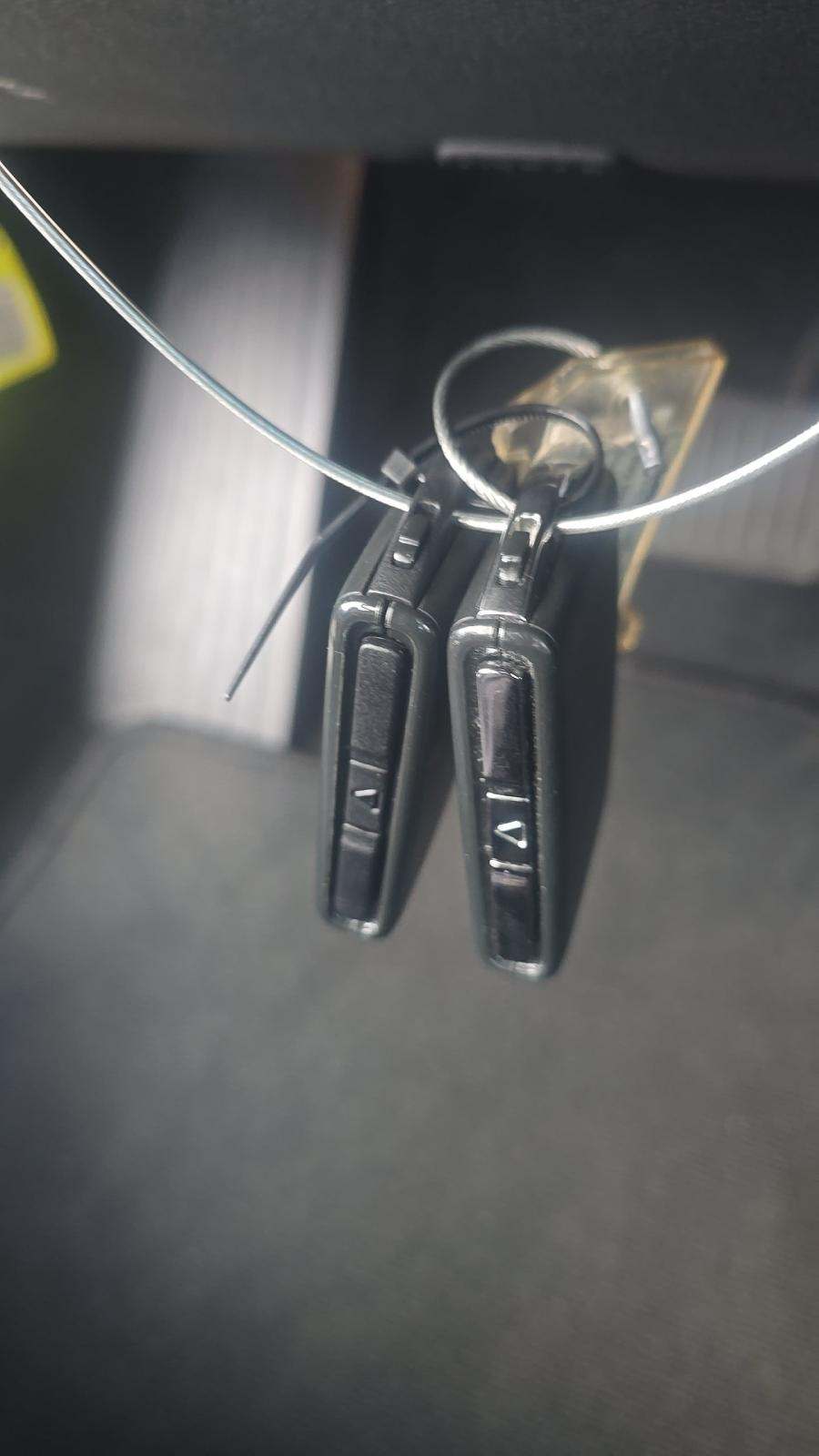 2025 Volvo XC60 B5 Plus AWD