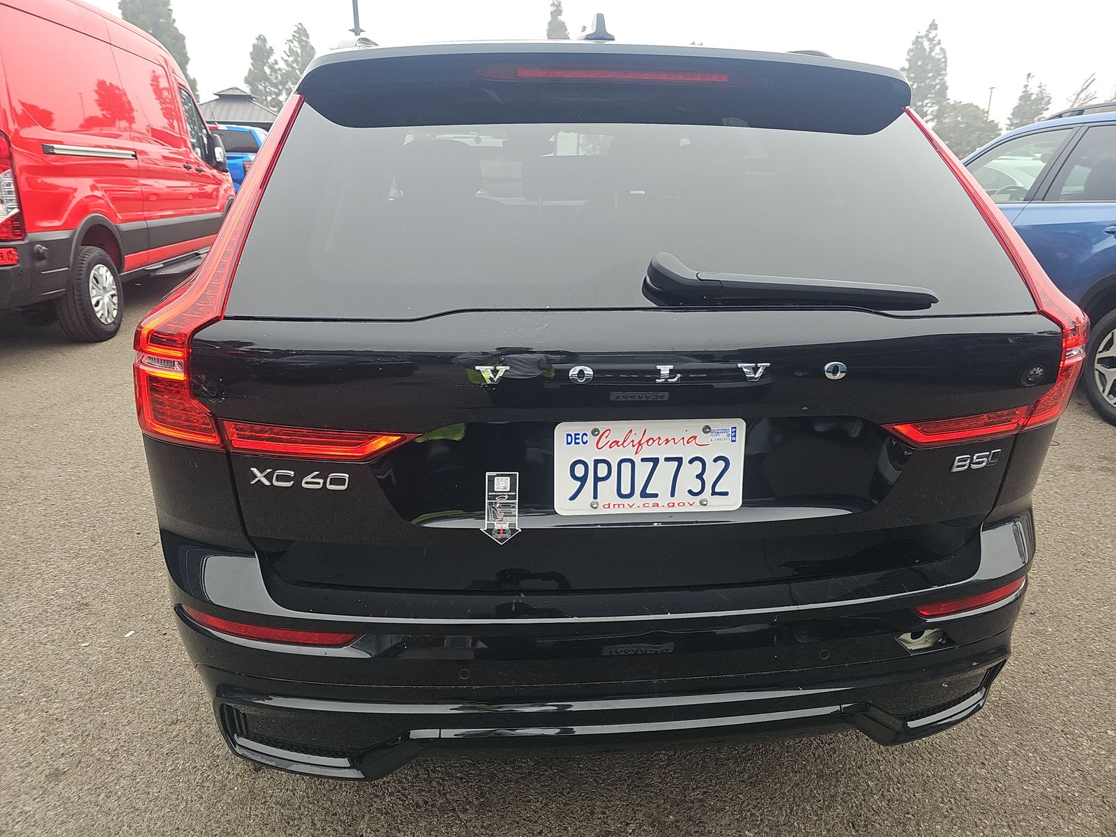 2025 Volvo XC60 B5 Plus AWD