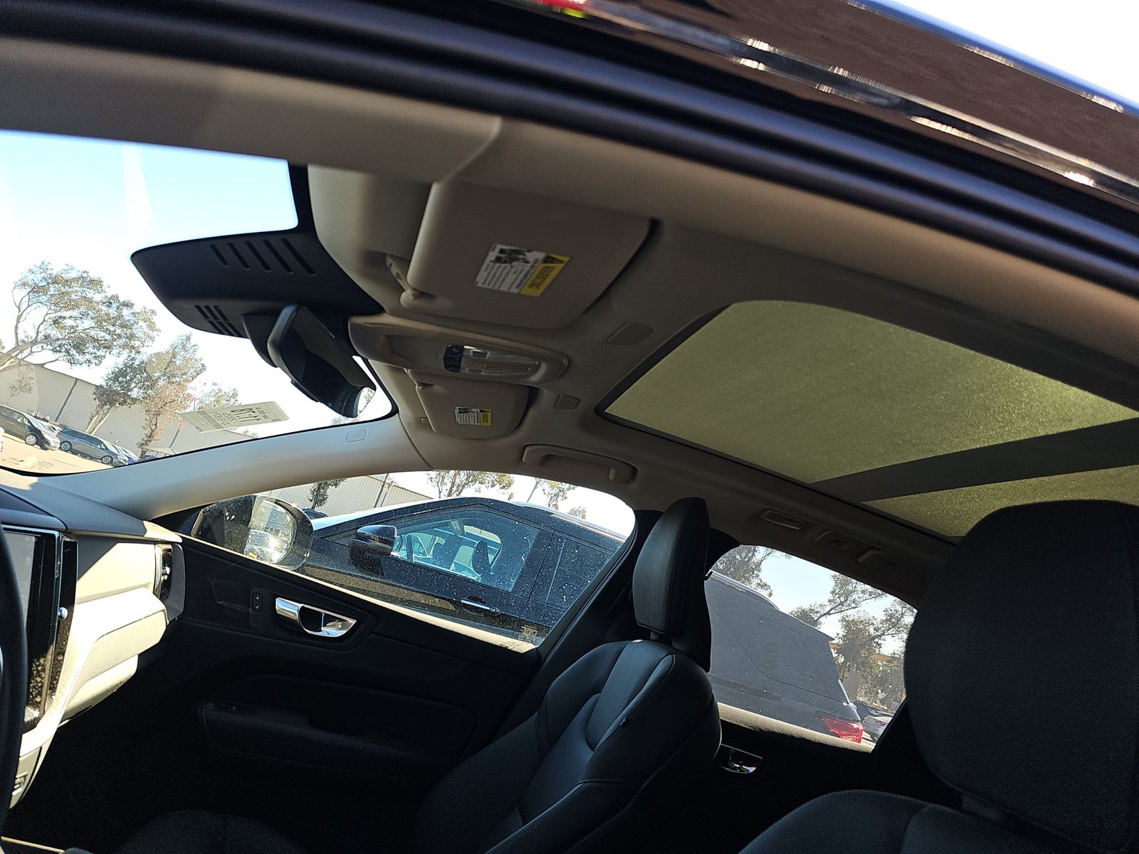 2025 Volvo XC60 B5 Plus AWD