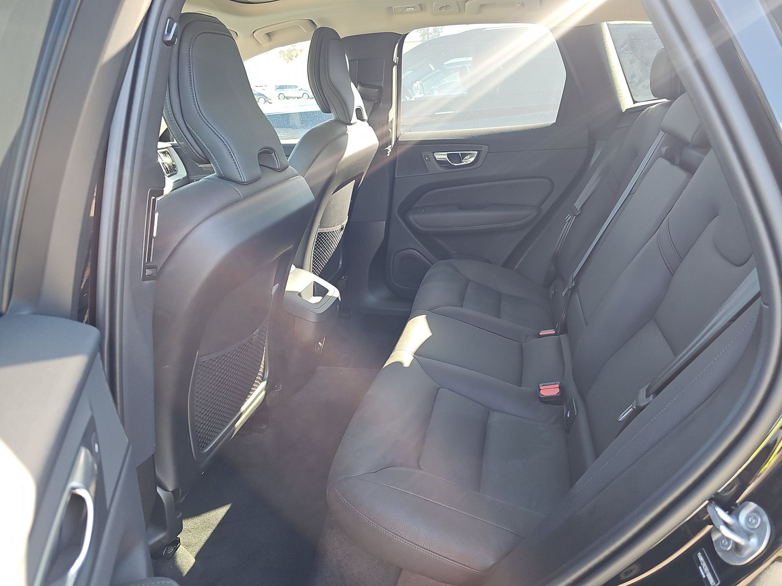 2025 Volvo XC60 B5 Plus AWD