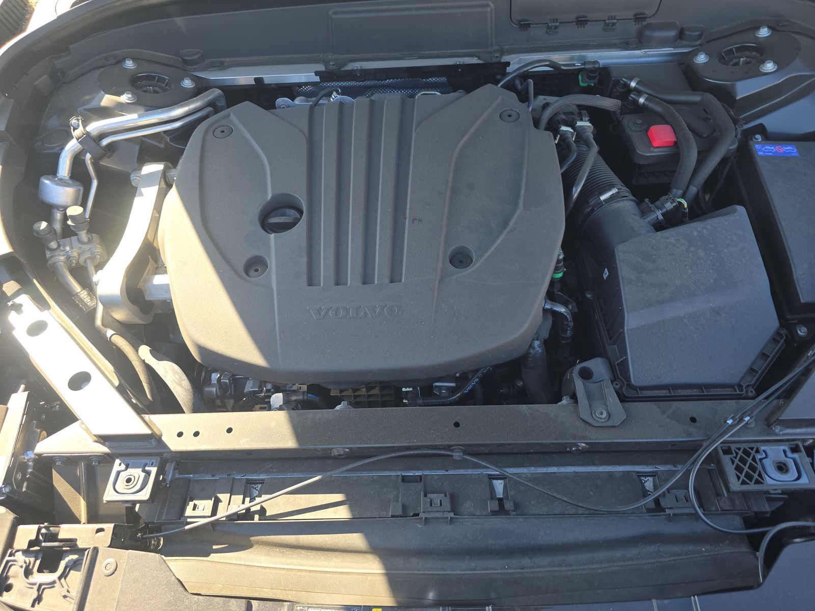 2025 Volvo XC60 B5 Plus AWD