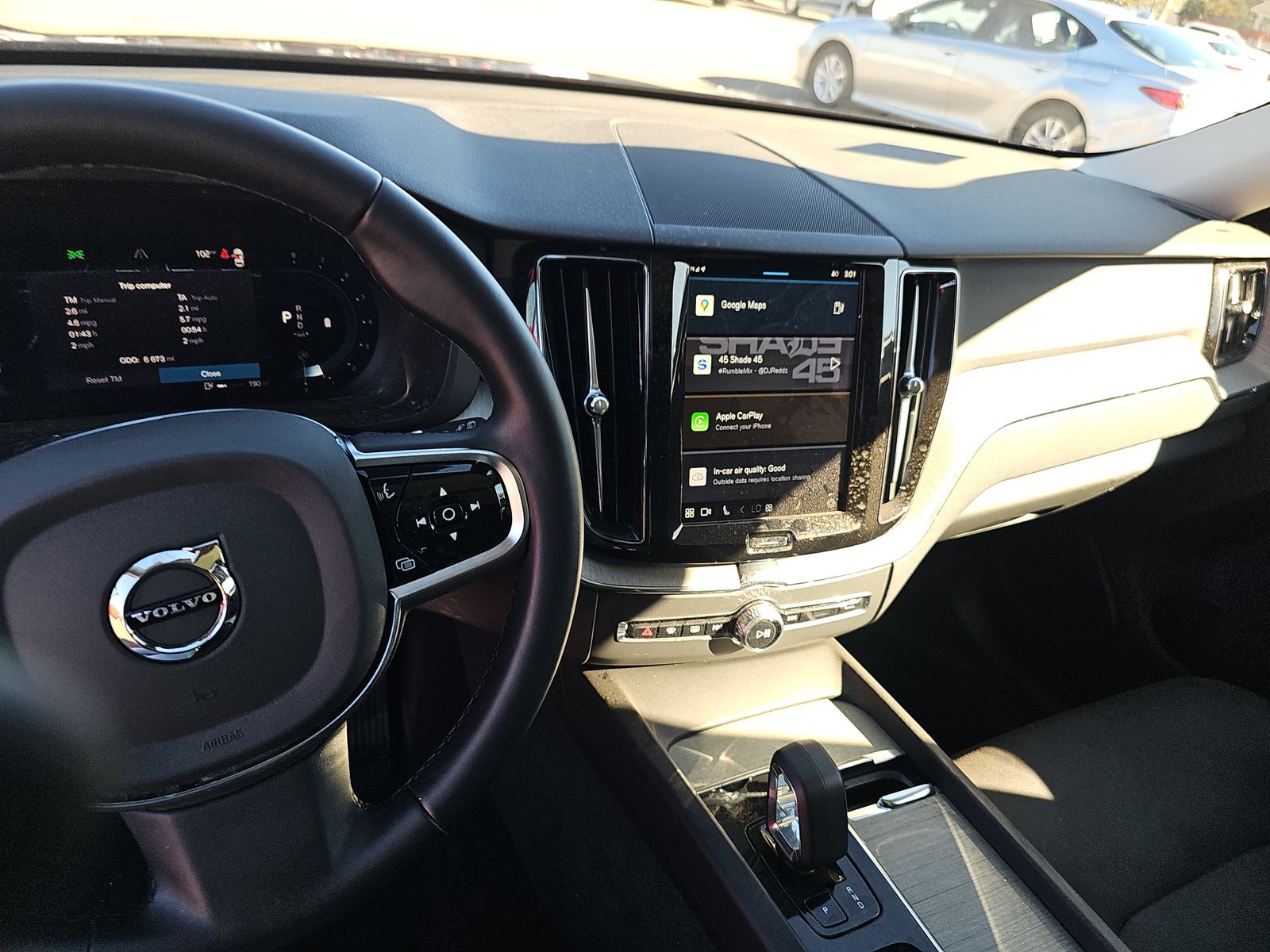 2025 Volvo XC60 B5 Plus AWD