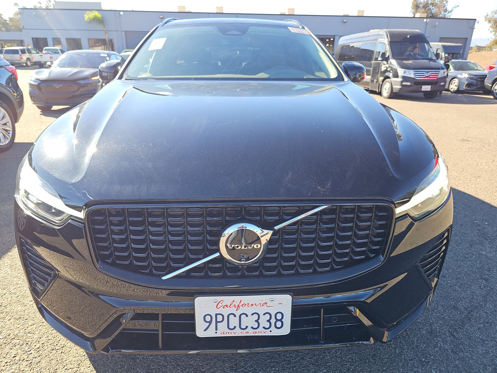 2025 Volvo XC60 B5 Plus AWD