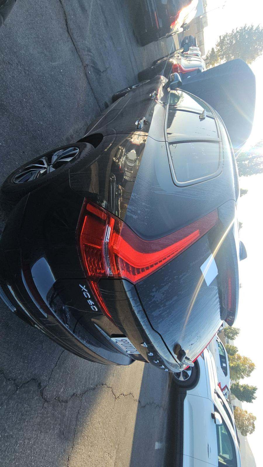 2025 Volvo XC60 B5 Plus AWD