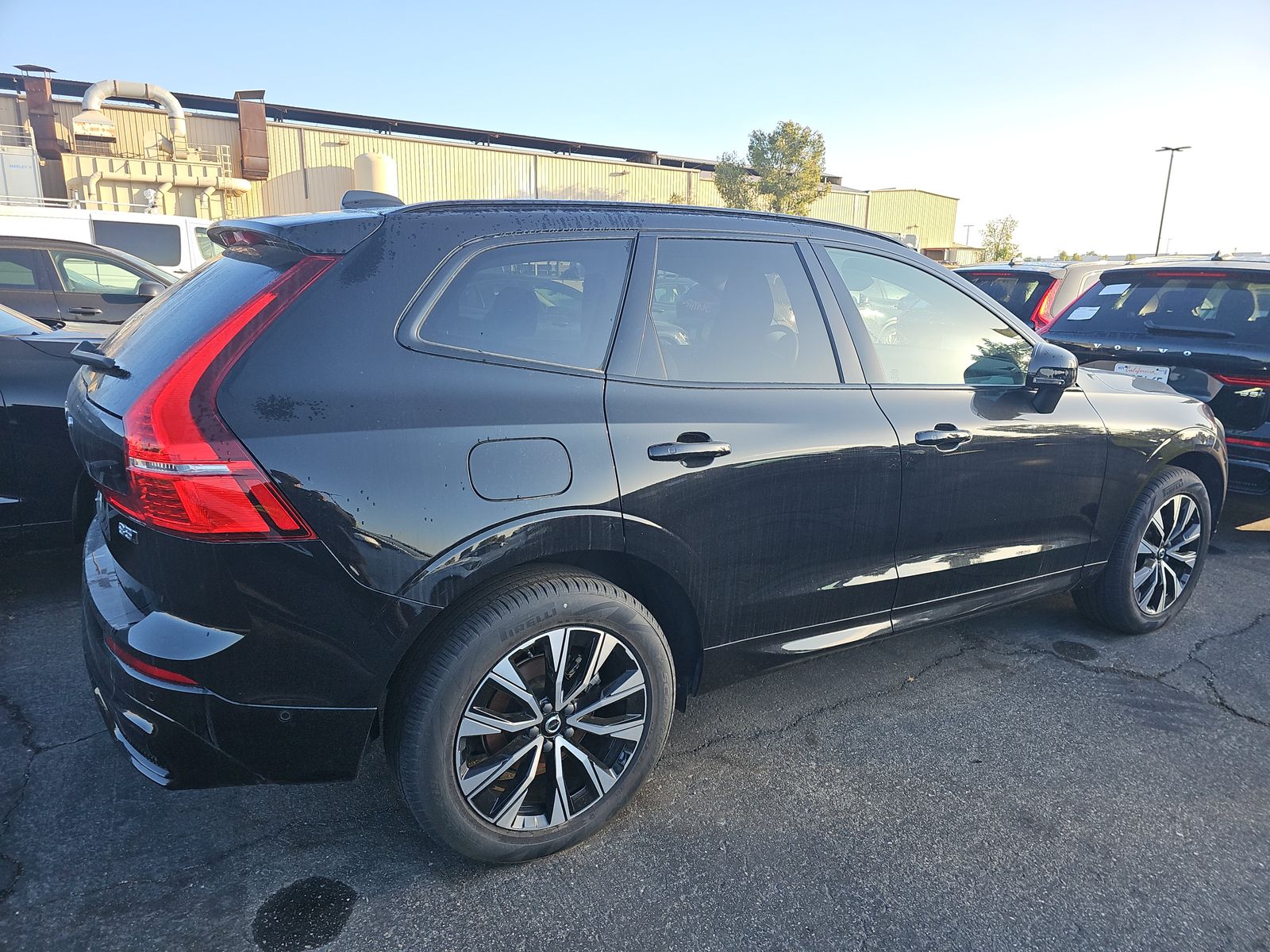 2025 Volvo XC60 B5 Plus AWD