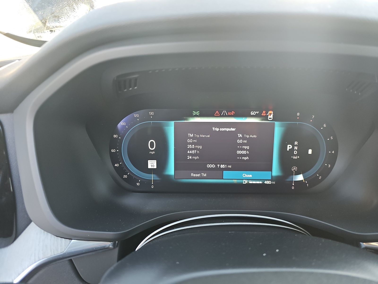 2025 Volvo XC60 B5 Plus AWD