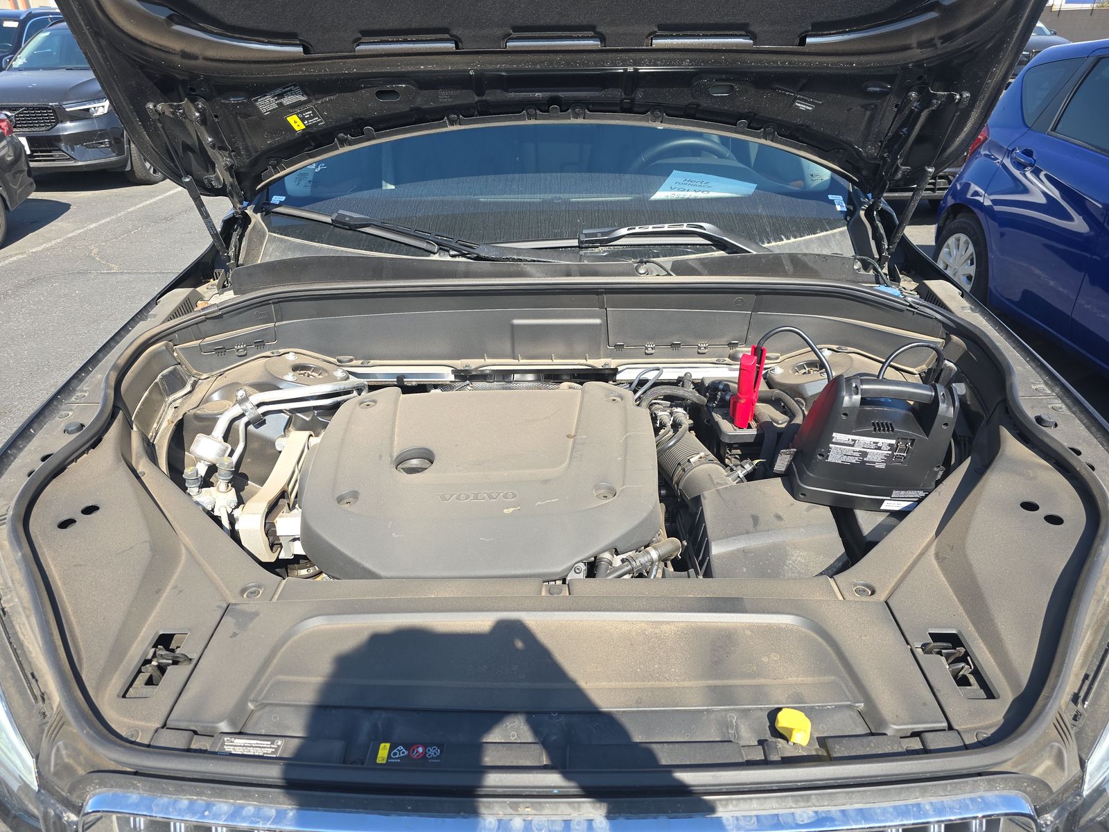 2025 Volvo XC90 B6 Plus AWD