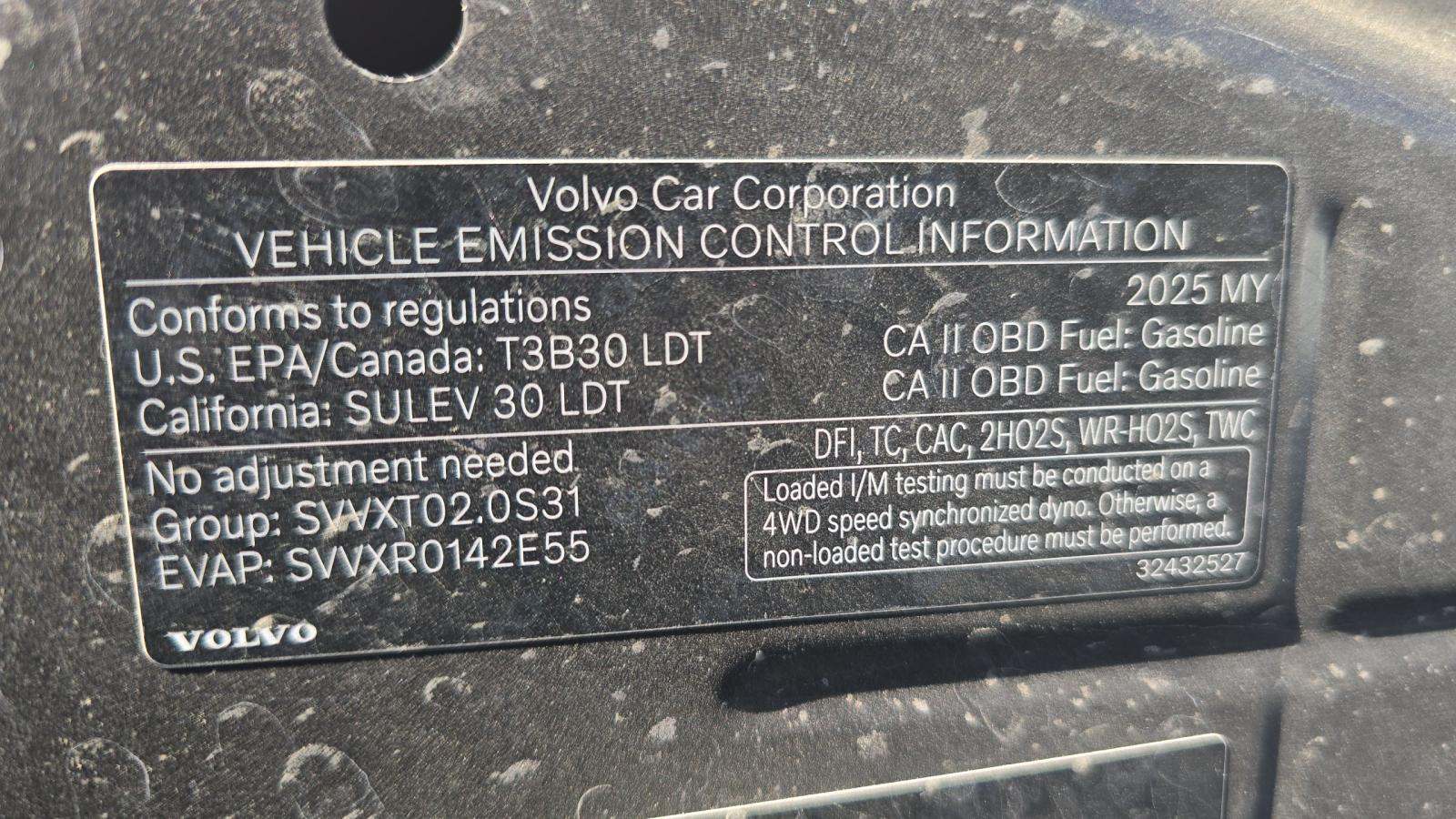 2025 Volvo XC60 B5 Plus AWD