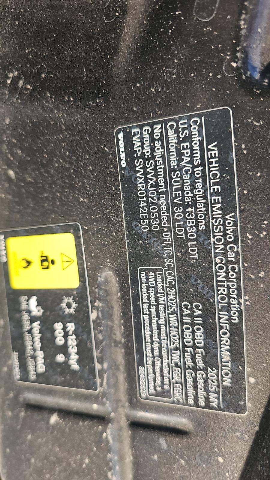 2025 Volvo XC90 B6 Plus AWD