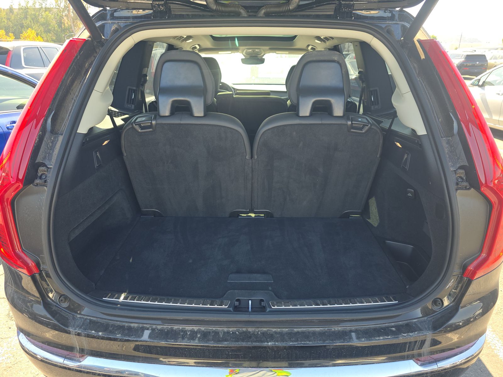 2025 Volvo XC90 B6 Plus AWD