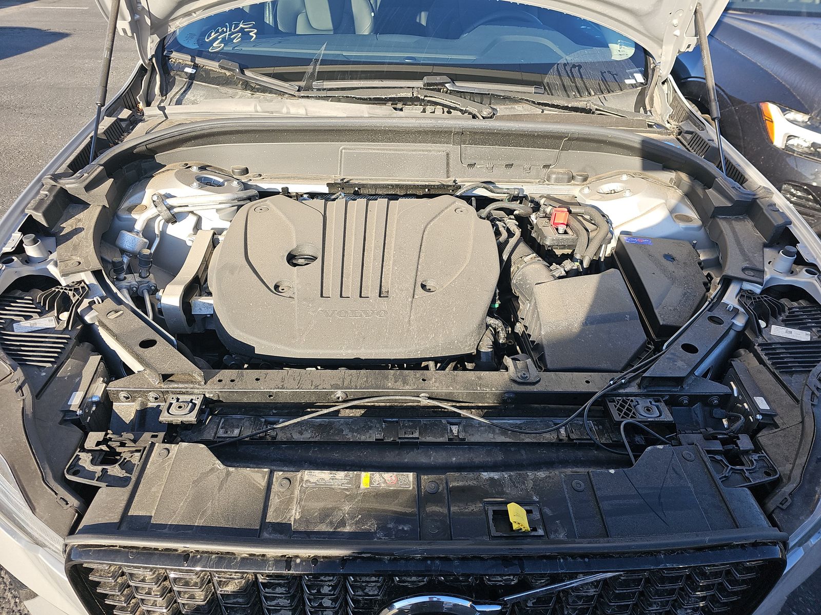 2025 Volvo XC60 B5 Plus AWD