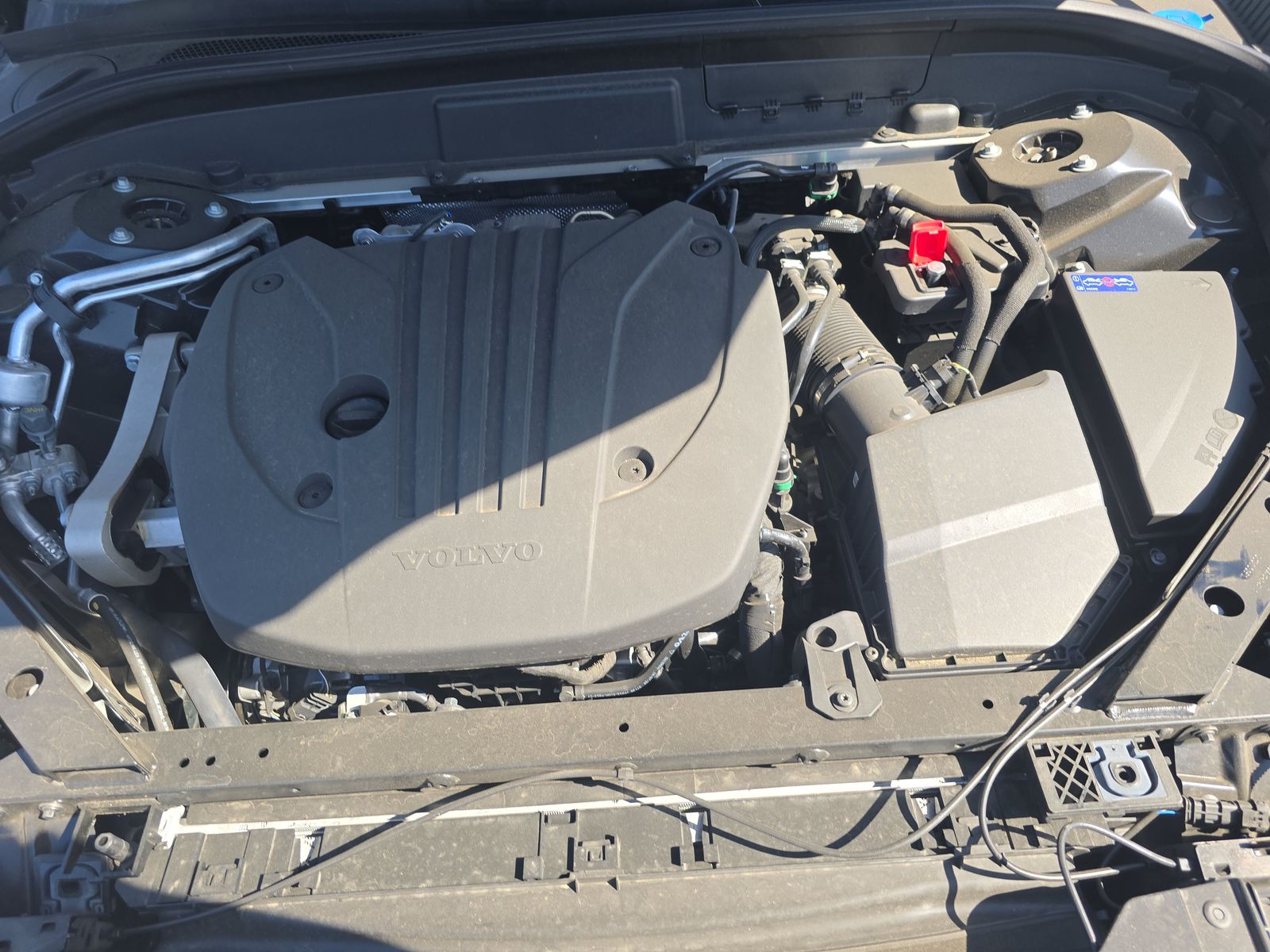 2025 Volvo XC60 B5 Plus AWD