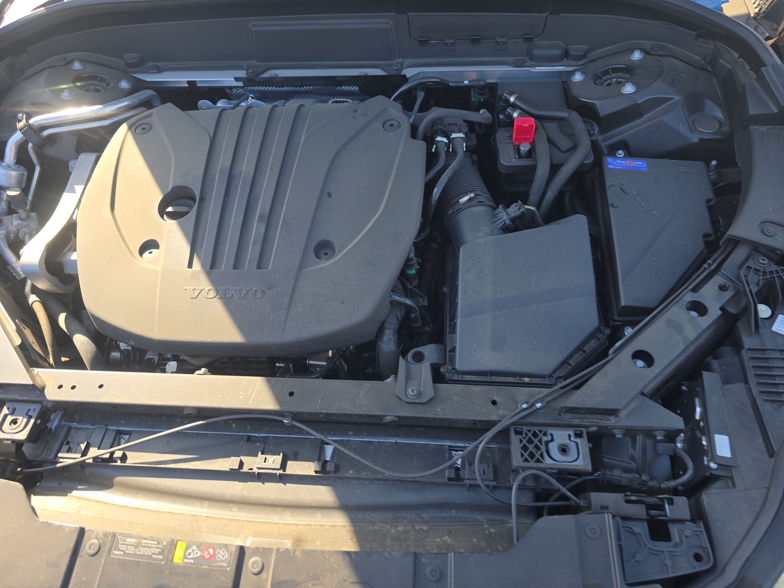 2025 Volvo XC60 B5 Plus AWD