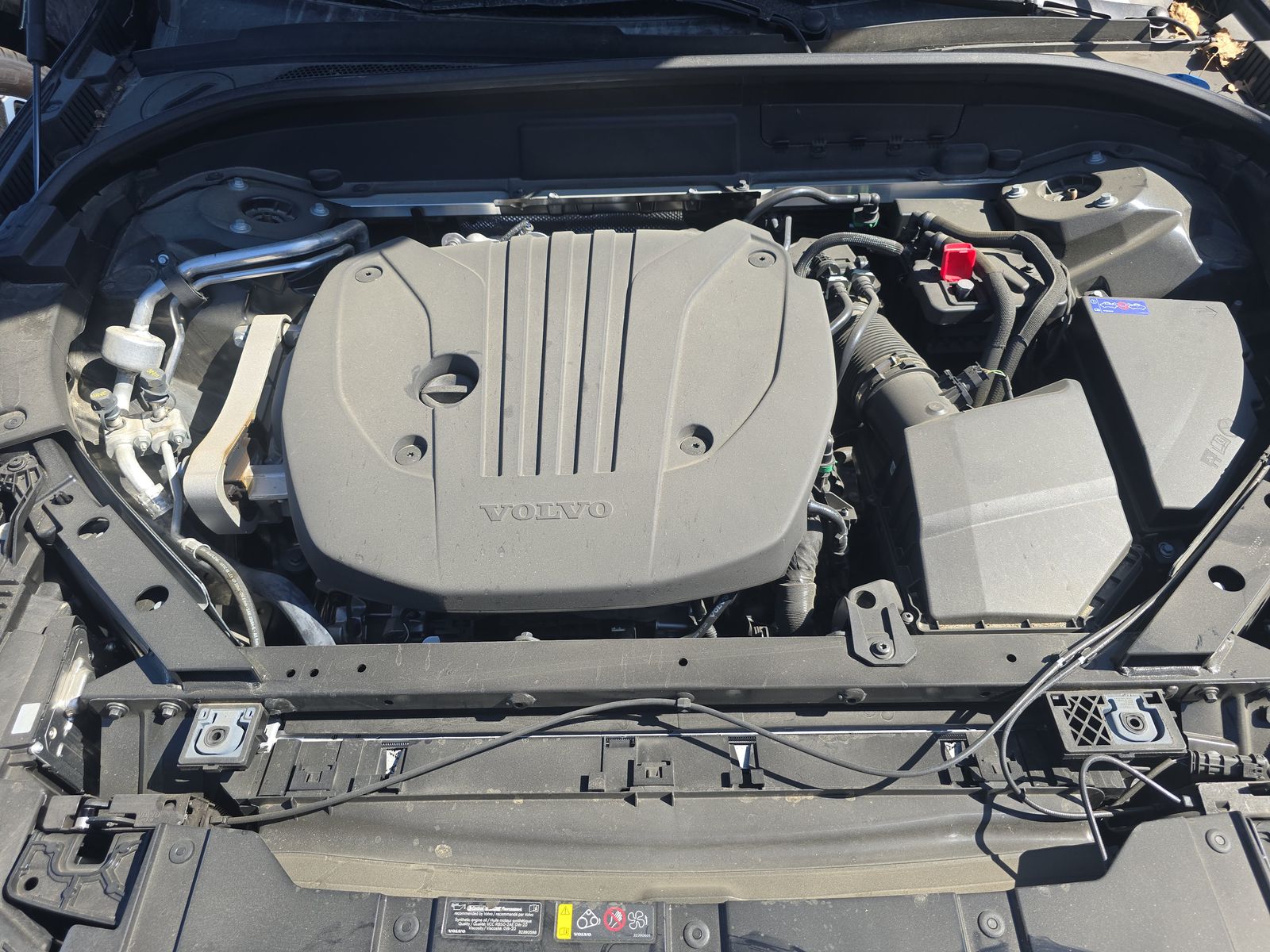 2025 Volvo XC60 B5 Plus AWD