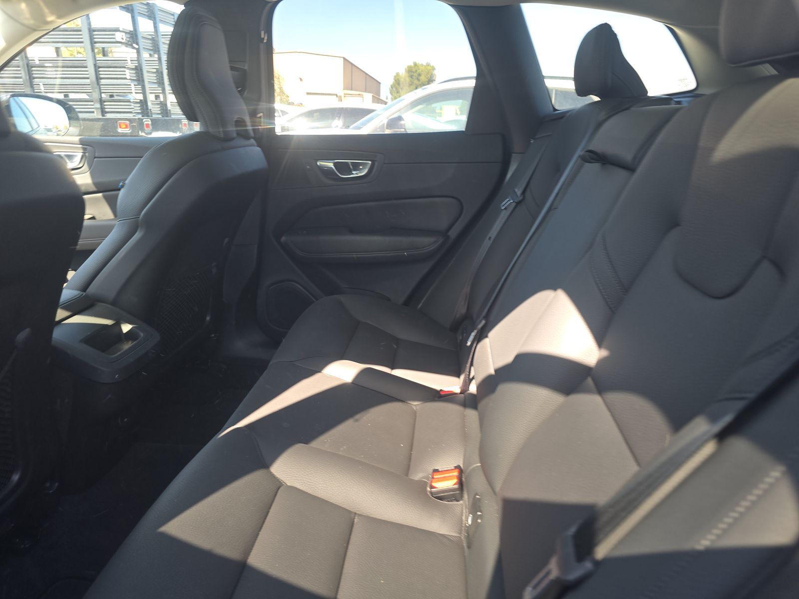 2025 Volvo XC60 B5 Plus AWD