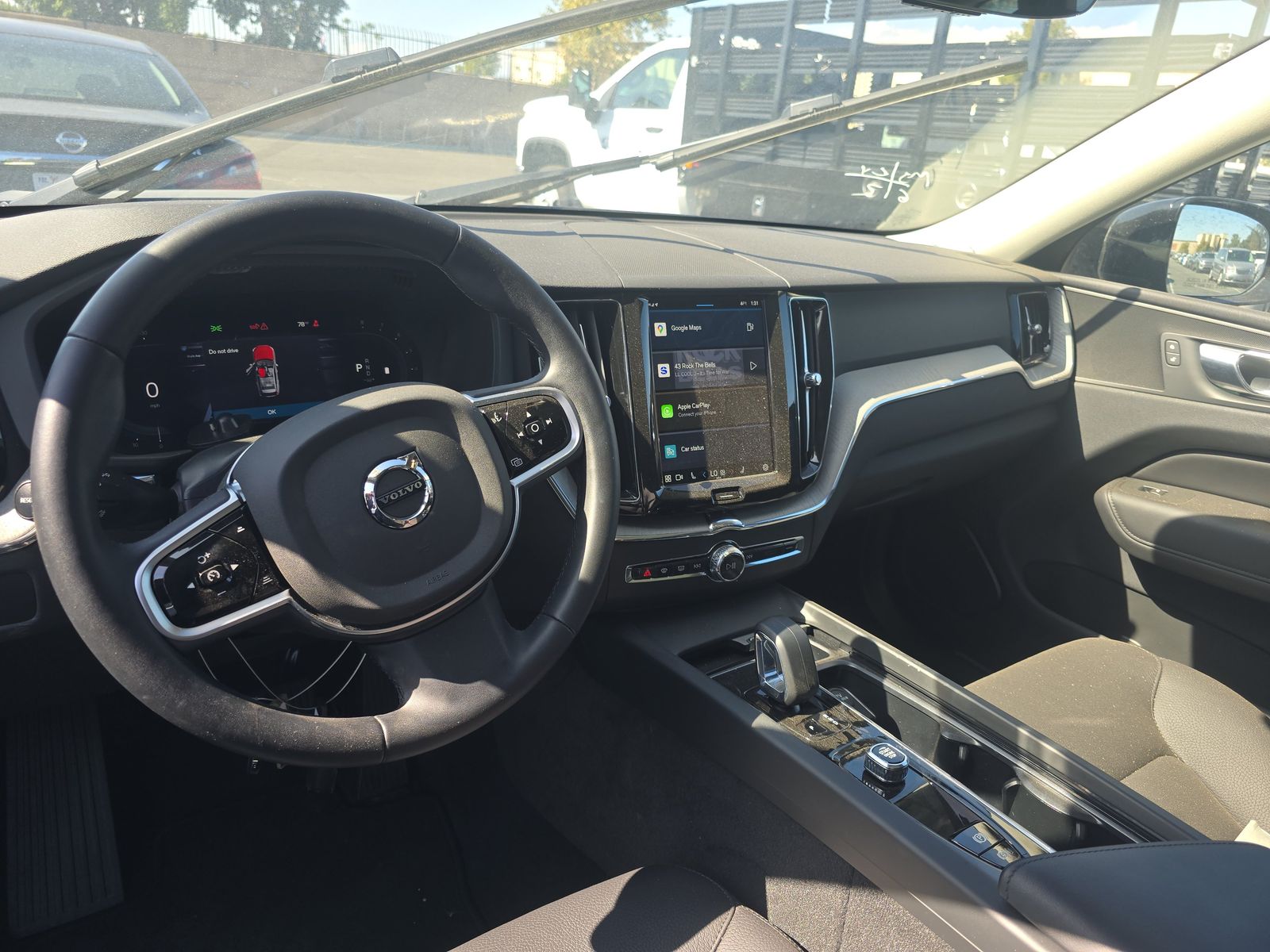 2025 Volvo XC60 B5 Plus AWD